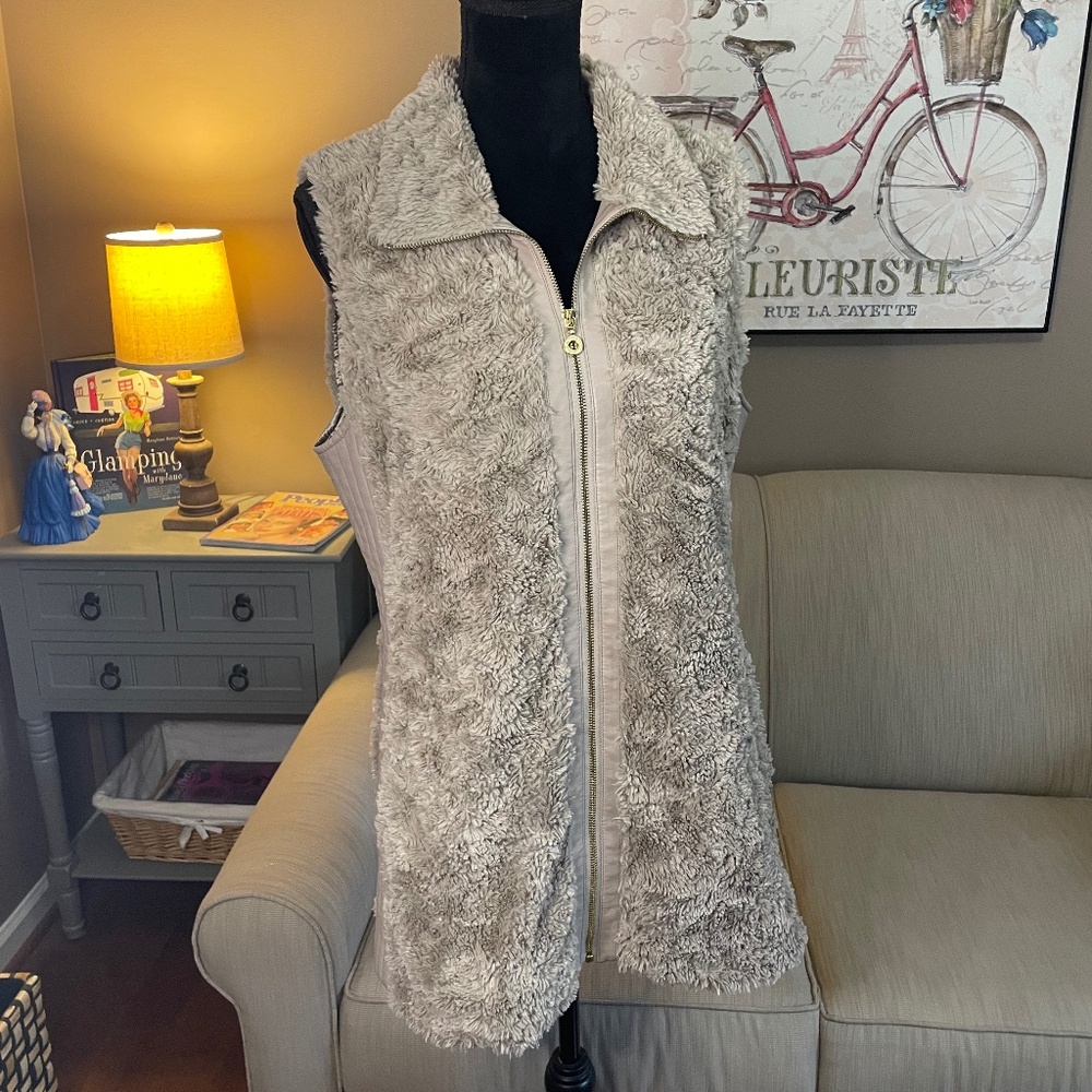 Marc New York - Andrew Marc, faux fur/faux leather women's vest, sz M